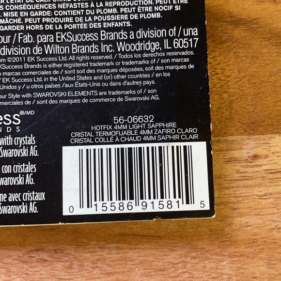 Swarovski | 4mm HotFix Crystals in Light Sapphire - Picture 5 of 6